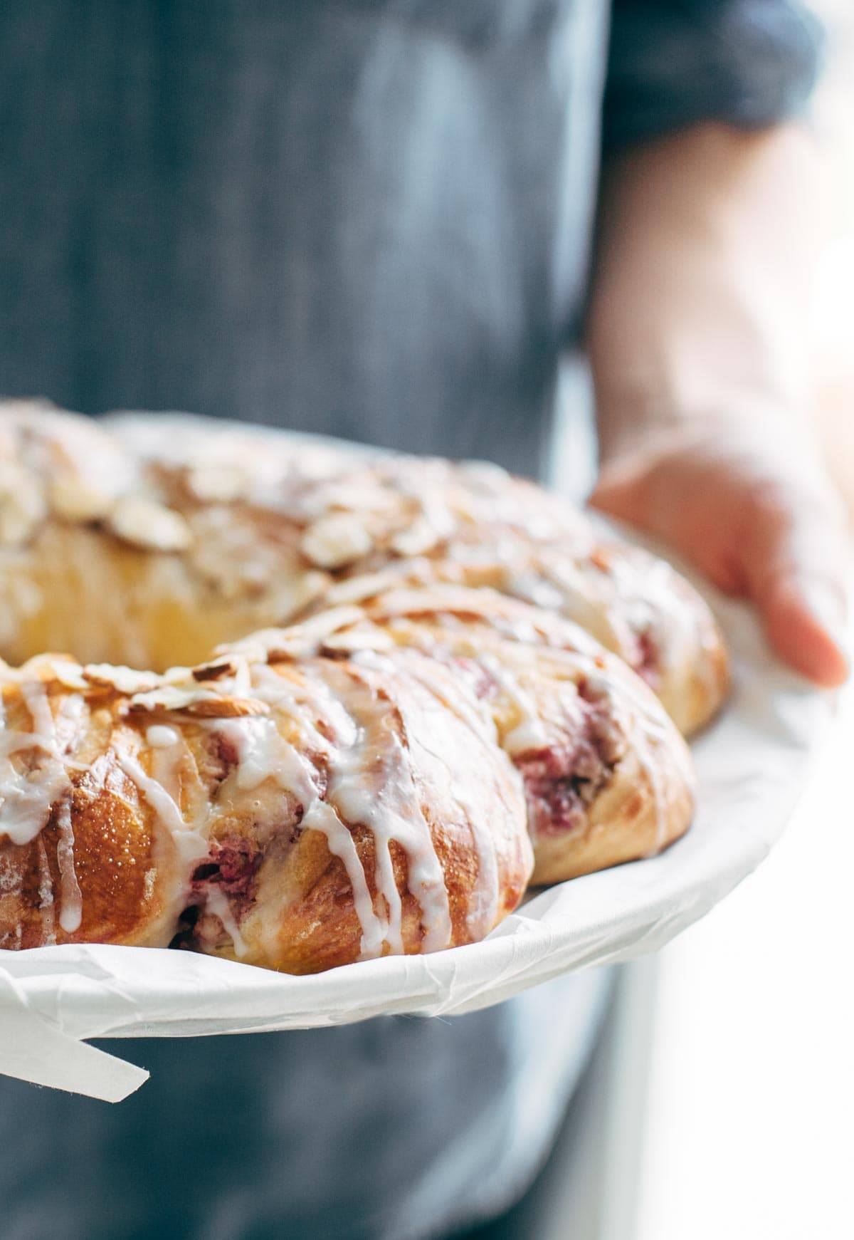 Christmas Tea Ring filled with Raspberry Cream Cheese Filling - the most beautiful Scandinavian-inspired recipe for holiday brunch! | pinchofyum.com Christmas Tea Ring filled with Raspberry Cream Cheese Filling - the most beautiful Scandinavian-inspired recipe for holiday brunch! | pinchofyum.com